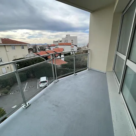 Studio Lumineux Pres Du Phare Avec Terrasse Et Wifi A - Fr-1-239-866 Биарриц